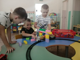 День железнодорожника День железнодорожника.